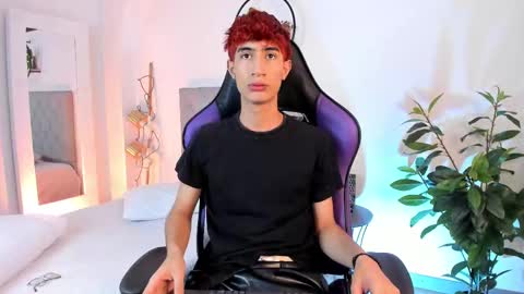 Snapshot of novawheeler chatting on 2, 3, 2025 Nova online show from 2, 3, 2025