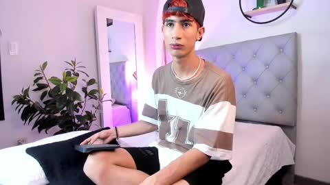 Snapshot of novawheeler chatting on 11, 3, 2025 Nova online show from 11, 3, 2025