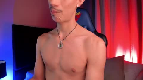 Snapshot of novawheeler chatting on 10, 10, 2025 Nova online show from 10, 10, 2025