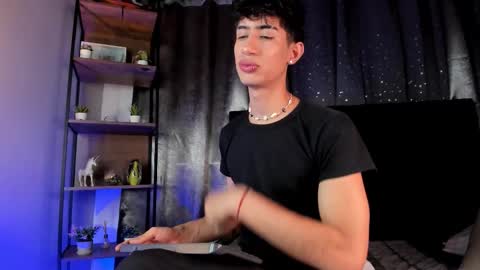 Snapshot of novawheeler chatting on 10, 11, 2025 Nova online show from 10, 11, 2025