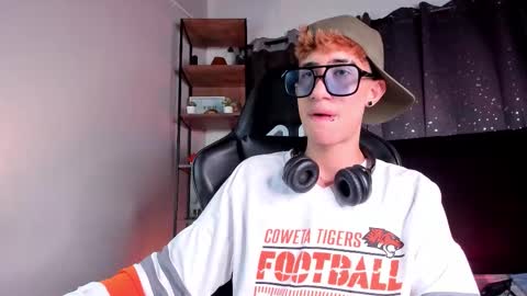 Snapshot of novawheeler chatting on 3, 12, 2025 Nova online show from 3, 12, 2025