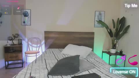 NovayBrian online show from 19, 9, 2025