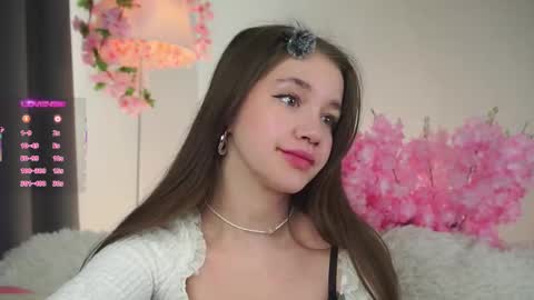 Snapshot of now_you_know chatting on 2, 10, 2025 Dina online show from 2, 10, 2025