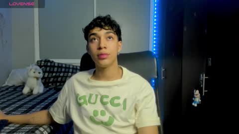 Snapshot of noxx_stark chatting on 4, 12, 2025 Noxx online show from 4, 12, 2025