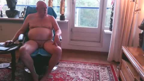 Nudejohn online show from 14, 11, 2025