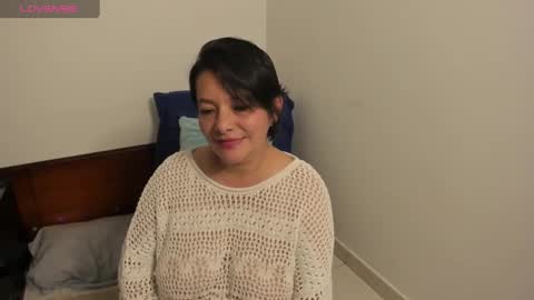 Snapshot of nuit_rose chatting on 14, 2, 2025 nuit_rose online show from 14, 2, 2025