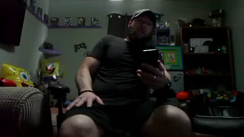 Snapshot of number1dad_ chatting on 29, 10, 2025 Awwwww Hey Sweetie Pies. Welcome To The Sweetie Pie Lounge. Enjoy The Dad-Cast. SweetCorny Fun-loving Dad Talk. online show from 29, 10, 2025