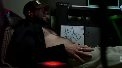 Snapshot of number1dad_ chatting on 30, 11, 2025 Awwwww Hey Sweetie Pies. Welcome To The Sweetie Pie Lounge. Enjoy The Dad-Cast. SweetCorny Fun-loving Dad Talk. online show from 30, 11, 2025