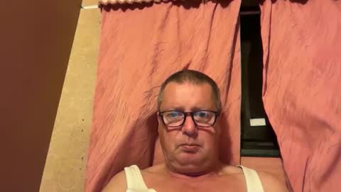 Snapshot of nurod chatting on 28, 10, 2025 nurod online show from 28, 10, 2025