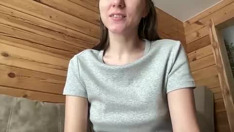 Snapshot of nursedoll chatting on 6, 10, 2025 Ema online show from 6, 10, 2025