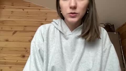 Snapshot of nursedoll chatting on 17, 10, 2025 Ema online show from 17, 10, 2025