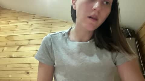 Snapshot of nursedoll chatting on 19, 10, 2025 Ema online show from 19, 10, 2025