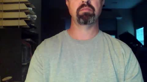 nvrenuff1979 online show from 31, 3, 2026