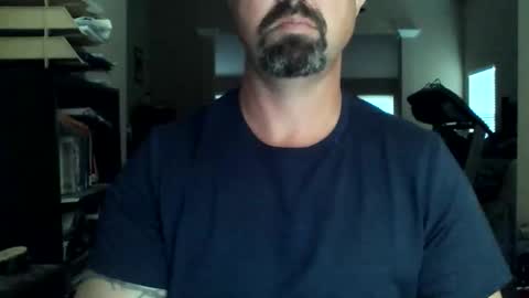 nvrenuff1979 online show from 13, 4, 2026