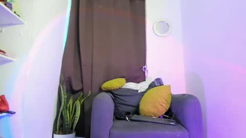 Nia online show from 27, 4, 2026