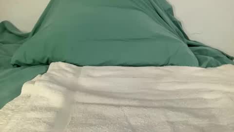 Snapshot of nylonxx chatting on 7, 10, 2025 Sissy slut online show from 7, 10, 2025