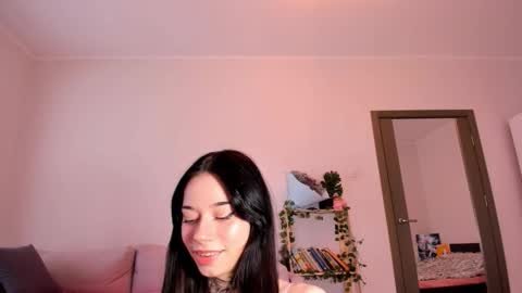 Snapshot of nymph_bliss chatting on 15, 12, 2025 Nymph bliss online show from 15, 12, 2025