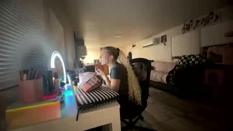 nymphomaticbaby online show from 29, 10, 2025