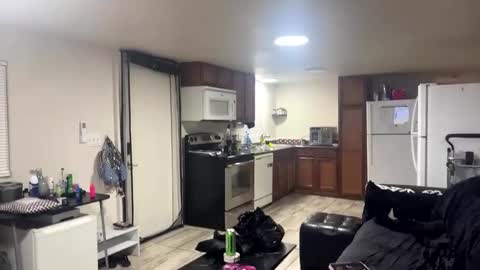 nymphomaticbaby online show from 12, 11, 2025