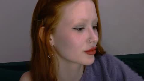 Snapshot of nyra_thira chatting on 10, 5, 2026 nyra_thira online show from 10, 5, 2026
