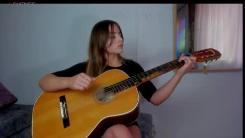 Laura nyu online show from 3, 2, 2026