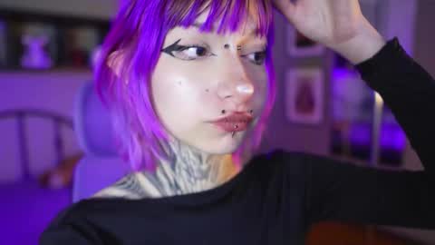 Snapshot of nyx_dolll chatting on 30, 11, 2025 Nyx Doll online show from 30, 11, 2025