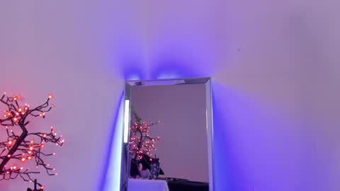   online show from 5, 12, 2024