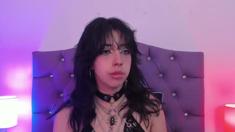   online show from 17, 1, 2025