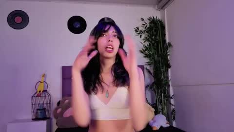   online show from 13, 9, 2025