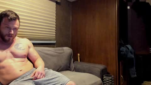 Snapshot of nzmone chatting on 10, 1, 2025 FitDogg online show from 10, 1, 2025