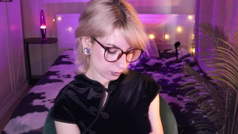 Moonlight online show from 8, 4, 2026