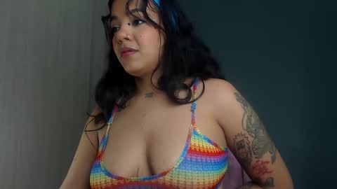 Snapshot of obeyval chatting on 15, 10, 2025 Vale online show from 15, 10, 2025