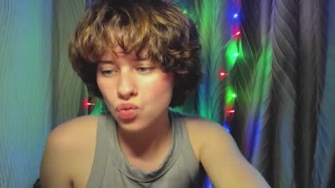 Evie online show from 19, 9, 2025