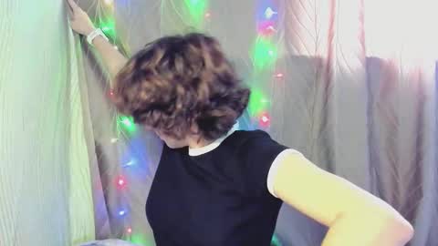 Evie online show from 20, 9, 2025