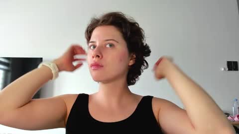 Snapshot of octopussy69x chatting on 4, 4, 2026 Evie online show from 4, 4, 2026
