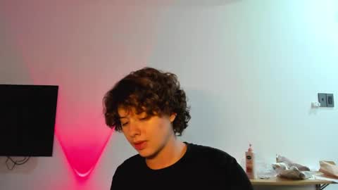 Snapshot of octopussy69x chatting on 7, 4, 2026 Evie online show from 7, 4, 2026