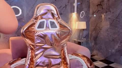 Snapshot of odette_b chatting on 26, 11, 2025 odette_b online show from 26, 11, 2025