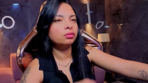 Snapshot of odette_b chatting on 29, 11, 2025 odette_b online show from 29, 11, 2025