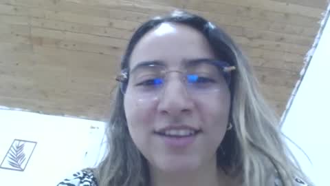 Val online show from 27, 10, 2025