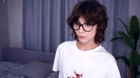 Thea online show from 15, 10, 2025