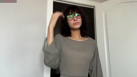Thea online show from 4, 6, 2026
