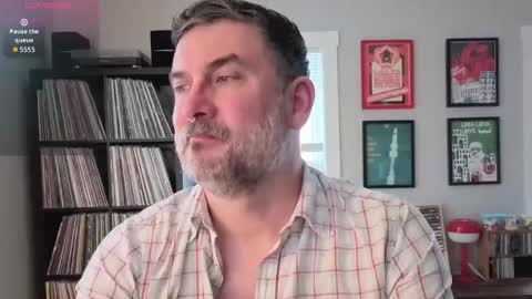 Snapshot of office_dad chatting on 17, 12, 2025 Office Dad online show from 17, 12, 2025