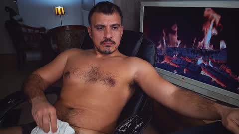 Snapshot of officeman7 chatting on 20, 12, 2024 officeman7 online show from 20, 12, 2024