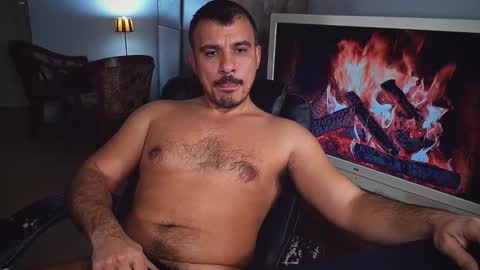 Snapshot of officeman7 chatting on 21, 1, 2025 officeman7 online show from 21, 1, 2025