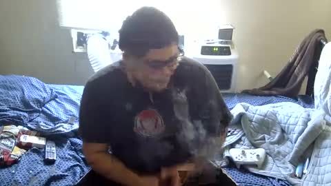 Snapshot of oflores77 chatting on 4, 10, 2025 oscar flores online show from 4, 10, 2025