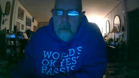 Snapshot of ogusbogus chatting on 22, 11, 2025 Maximus No Mo online show from 22, 11, 2025