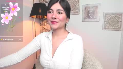 Snapshot of oh__holly chatting on 4, 10, 2025 Holly online show from 4, 10, 2025