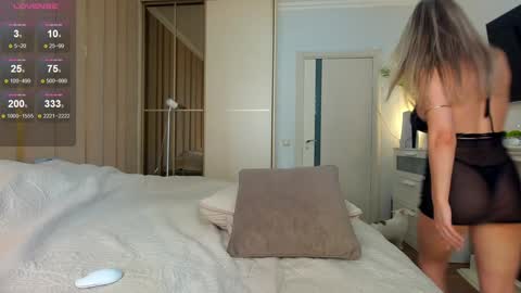 Julie online show from 18, 9, 2025