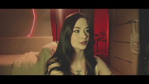 your dear Lilith Chapman online show from 25, 12, 2024