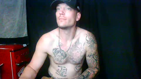 Snapshot of oh_you_know69 chatting on 17, 6, 2026 who dares toss me some tips lets have fun online show from 17, 6, 2026